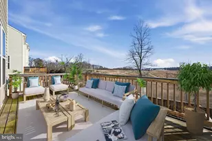 156 Solara Dr, Winchester, VA 22602 - Photo 2