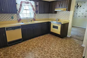 5078 Laura Dr, Stephens City, VA 22655 - Photo 4