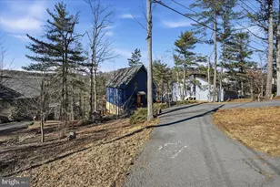 241 Sunset Cir, Cross Junction, VA 22625 - Photo 60