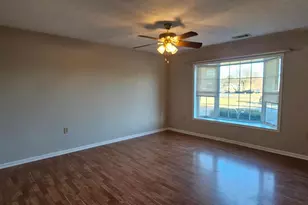 225 Nottoway Dr, Stephens City, VA 22655 - Photo 2