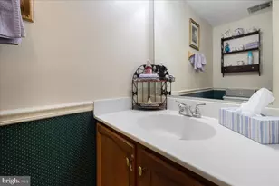 611 Tudor Dr, Winchester, VA 22603 - Photo 12