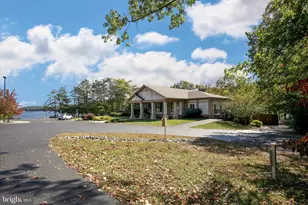 202 Masters Dr, Cross Junction, VA 22625 - Photo 56