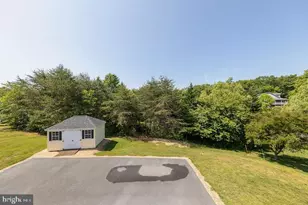 202 Masters Dr, Cross Junction, VA 22625 - Photo 46