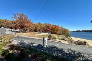 202 Masters Dr, Cross Junction, VA 22625 - Photo 66