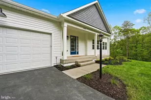 230 Tranquil Wood Ln, Winchester, VA 22602 - Photo 8
