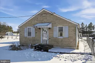244 Gun Club Rd, Stephenson, VA 22656 - Photo 2