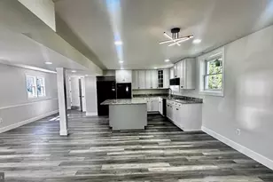 5241 Main St, Stephens City, VA 22655 - Photo 8