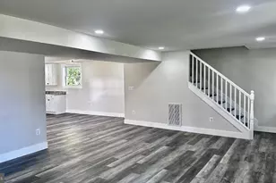 5241 Main St, Stephens City, VA 22655 - Photo 4