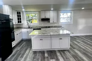 5241 Main St, Stephens City, VA 22655 - Photo 12