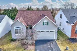 108 April Ave, Stephens City, VA 22655 - Photo 2