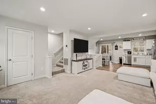 137 Kensington Cir, Middletown, VA 22645 - Photo 6