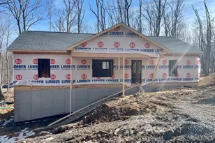 720 Panther Dr, Winchester, VA 22602 - Photo 2