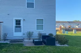 208 Hackberry Dr, Stephens City, VA 22655 - Photo 4