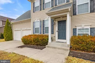 113 Colonial Dr, Cross Junction, VA 22625 - Photo 4