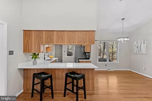 528 Northwood Cir, Cross Junction, VA 22625 - Photo 12