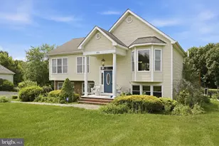 131 Stonedown Ln, Winchester, VA 22603 - Photo 2