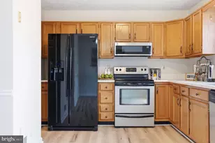 213 Georgetowne Ct, Stephens City, VA 22655 - Photo 8