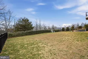 787 W Masters Dr, Cross Junction, VA 22625 - Photo 56