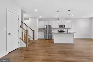 153 Leather Flower Dr, Lake Frederick, VA 22630 - Photo 4