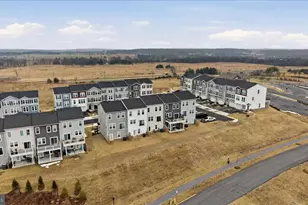 124 Checkerspot Wy, Lake Frederick, VA 22630 - Photo 54