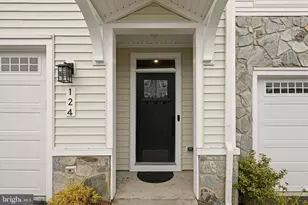 124 Checkerspot Wy, Lake Frederick, VA 22630 - Photo 2