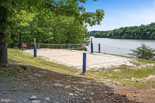 1239 Lakeview Dr, Cross Junction, VA 22625 - Photo 124