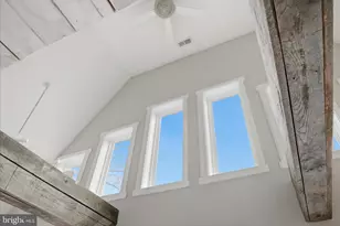 1239 Lakeview Dr, Cross Junction, VA 22625 - Photo 24