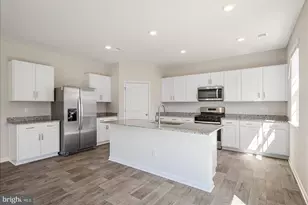 118 Clerkenwell Dr, Stephens City, VA 22655 - Photo 4