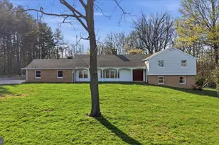 891 Payne Rd, Winchester, VA 22603 - Photo 2