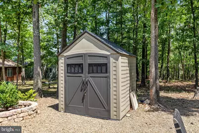 805 S Lakeview Drive, Cross Junction, VA 22625 - Photo 48