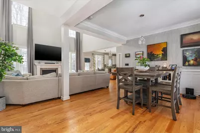 805 S Lakeview Drive, Cross Junction, VA 22625 - Photo 12