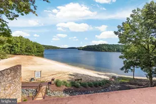 805 S Lakeview Dr, Cross Junction, VA 22625 - Photo 64