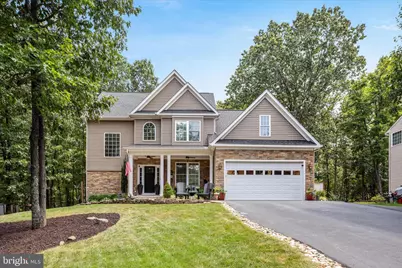 805 S Lakeview Drive, Cross Junction, VA 22625 - Photo 2