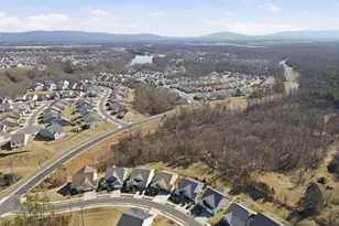 109 Song Sparrow Dr, Lake Frederick, VA 22630 - Photo 38