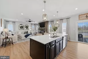 111 Decatur Cir, Stephens City, VA 22655 - Photo 18