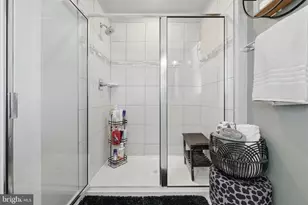 111 Decatur Cir, Stephens City, VA 22655 - Photo 34