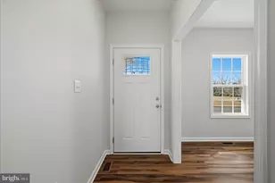 619 Farmington Blvd, Winchester, VA 22602 - Photo 8