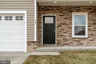 100 Brockham Ct, Winchester, VA 22602 - Photo 6