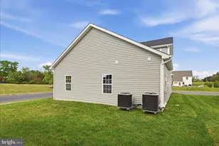 100 Brockham Ct, Winchester, VA 22602 - Photo 40
