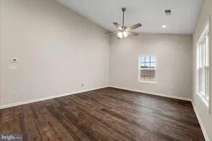 100 Brockham Ct, Winchester, VA 22602 - Photo 12