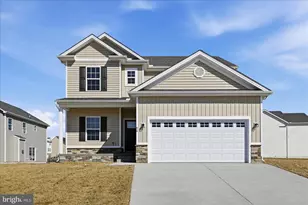 102 Brockham Ct, Winchester, VA 22602 - Photo 2