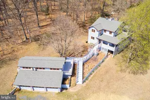 777 Glengary Rd, Winchester, VA 22603 - Photo 2