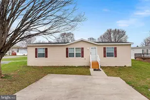 135 Gregory Pl, Winchester, VA 22603 - Photo 2