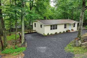 303 Fox, Winchester, VA 22601 - Photo 2