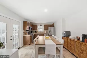 207 Laurel Dr, Cross Junction, VA 22625 - Photo 12