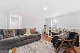 207 Laurel Dr, Cross Junction, VA 22625 - Photo 10