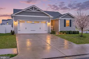 201 Coville St, Middletown, VA 22645 - Photo 2