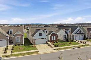 108 Trumpet Vine Dr, White Post, VA 22663 - Photo 1