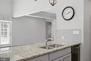 108 Trumpet Vine Dr, White Post, VA 22663 - Photo 16