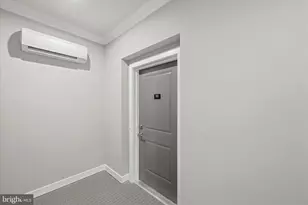 151 McCormick Cir, Winchester, VA 22602 - Photo 4
